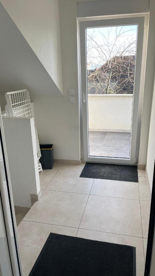 Appartement Bes,, Attique Neuf Avec Confort Wittenheim Zewnętrze zdjęcie
